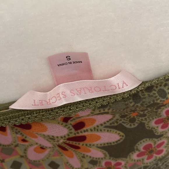 Victoria’s Secret Y2K vintage olive green slip & panty set - Picture 7 of 12